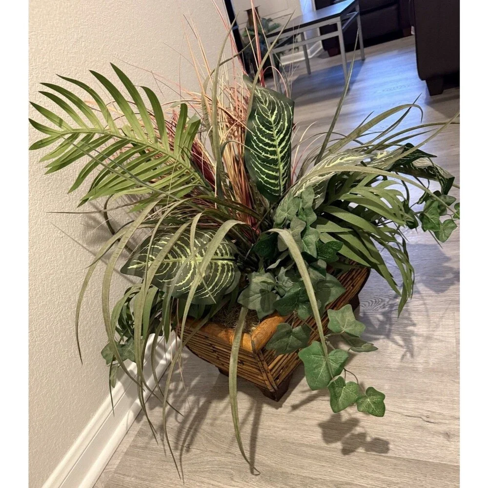 Unbranded this arrangements